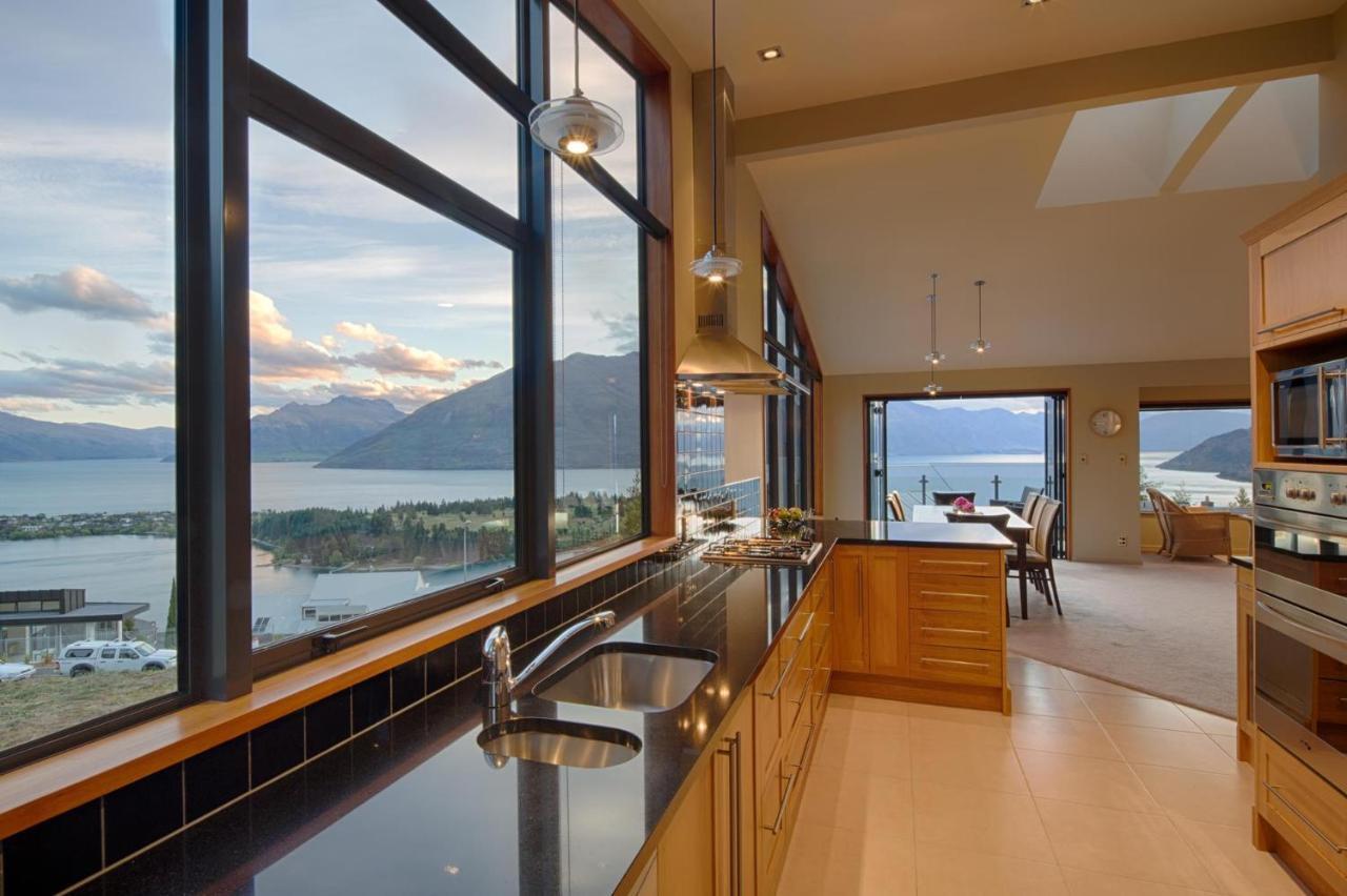London Lane Villa Queenstown Ngoại thất bức ảnh
